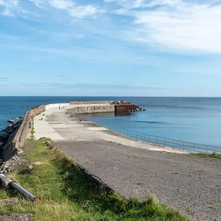 Apartment Walk Skinningrove