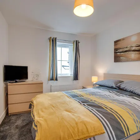 Walk Apartment *